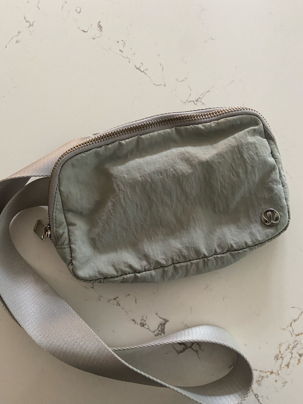 Lululemon Everywhere Grey Belt Bag 1L
